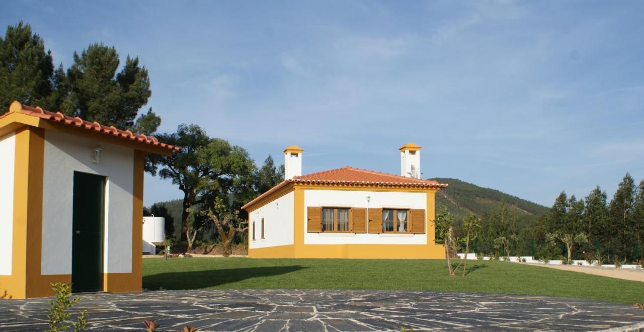 Gasthaus Casa Da Eira Em Dornes - Casa De Campo Familiar Com Piscina Exterior foto